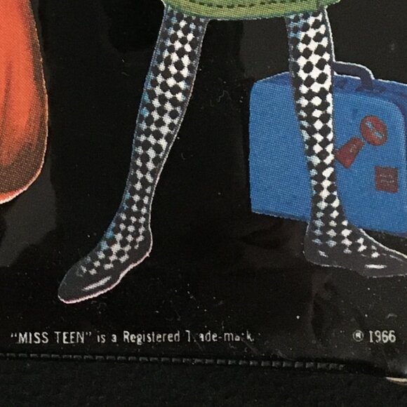 Miss Teen Vintage DollCase - 1966 with Carrying Strap - Picture 3 of 4
